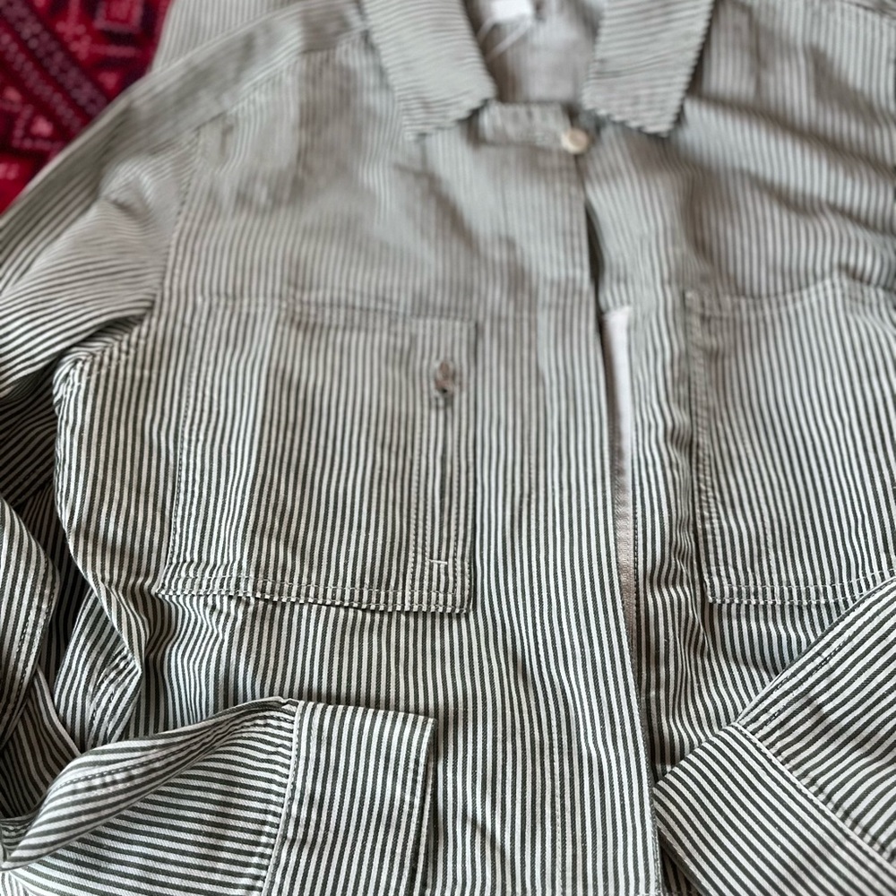 Outerknown Station Jumpsuit Green
Striped Size medium. - Picture 7 of 9